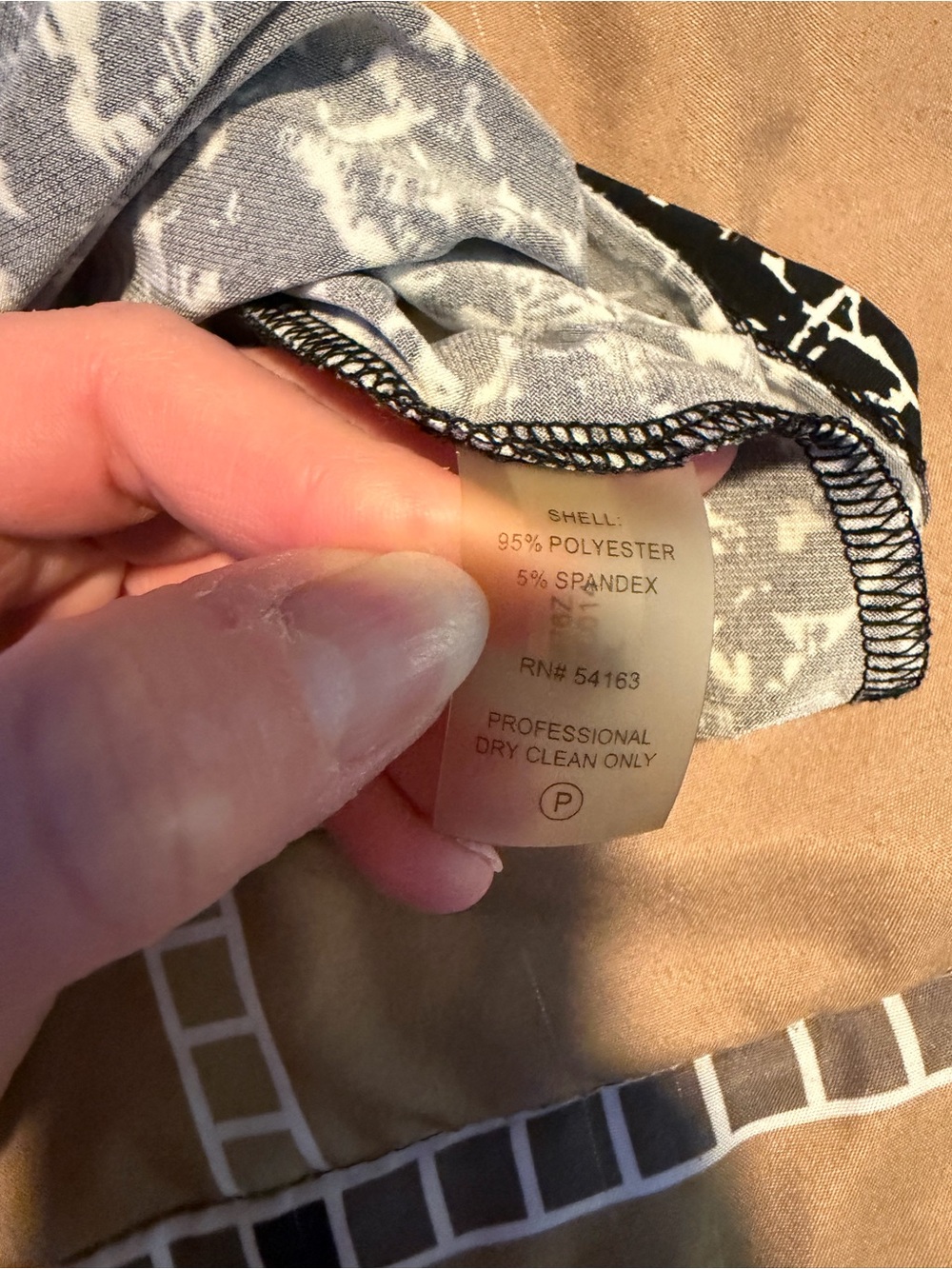 Calvin Klein Black & White Printed Women's Sleeveless top - 1x - Picture 4 of 7